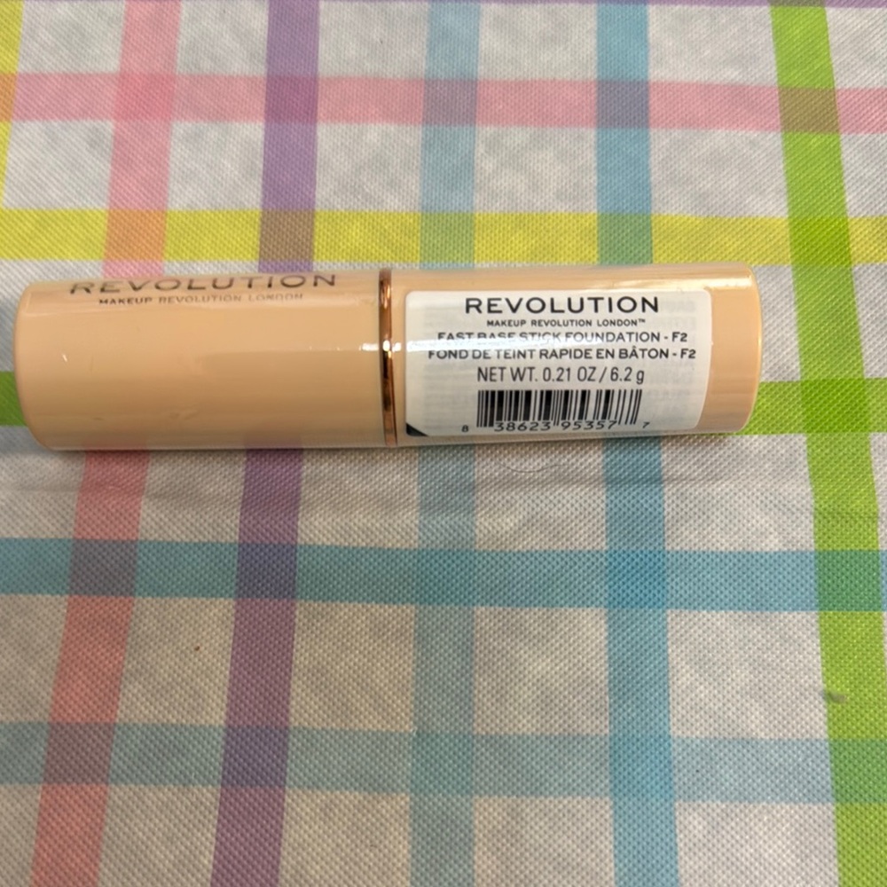 *FINAL PRICE* Makeup Revolution Fast Base Stick Foundation F2